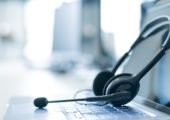 Telefonieren im Homeoffice: Warum VoIP Telefonanlagen effektives Arbeiten ermöglichen